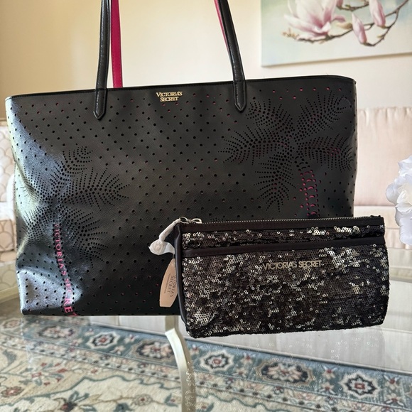Victoria’s Secret Palm Tree Tote Bag And Sequin Cosmetic Bag Two Piece Set - Picture 3 of 16